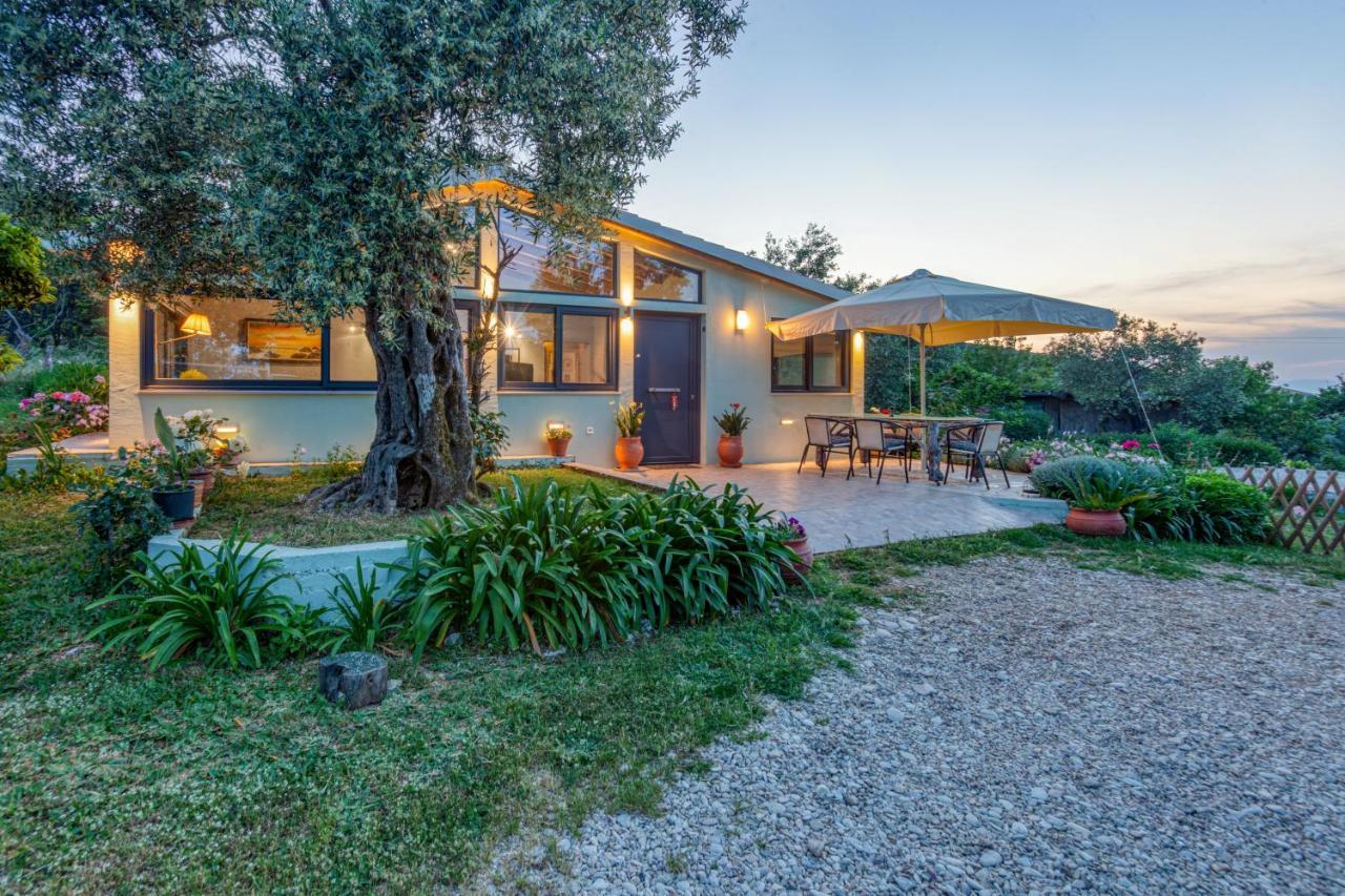 Alesia'S House Villa Kassiopi Exteriör bild